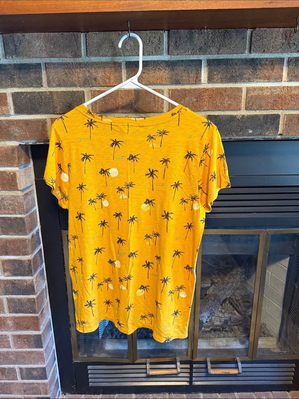 Lucky Brand Mustard Yellow Palm Tree Print Short Sleeve Tee - Picture 4 of 4